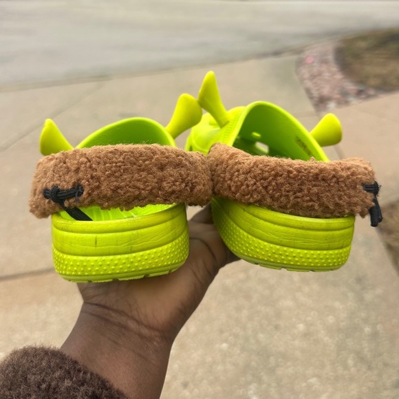 Crocs Classic Dreamworks Shrek Clogs Big Kids Size J4 Slime Green Shoes - Picture 7 of 12